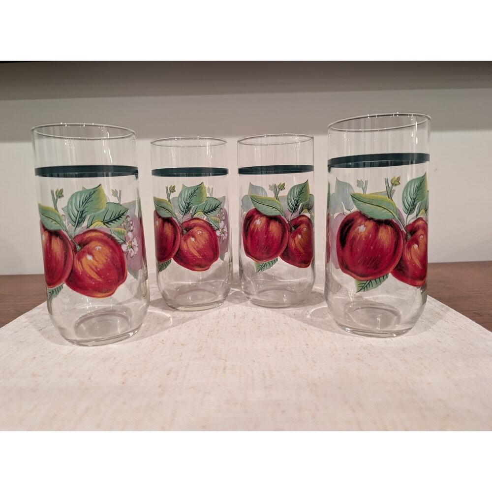 Classic Vintage China Pearl “Apples (Casuals)” Clear Glass Tumblers – Set of 4